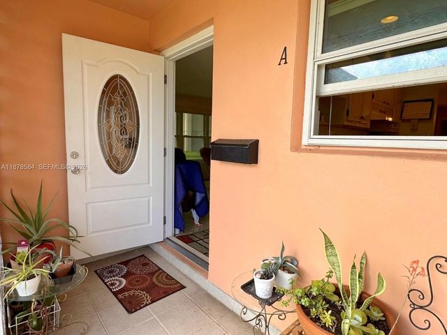 285 N High Point Boulevard A, Boynton Beach, FL 33435