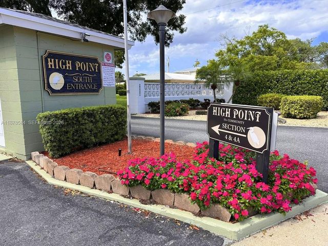 285 N High Point Boulevard A, Boynton Beach, FL 33435