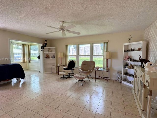 285 N High Point Boulevard A, Boynton Beach, FL 33435