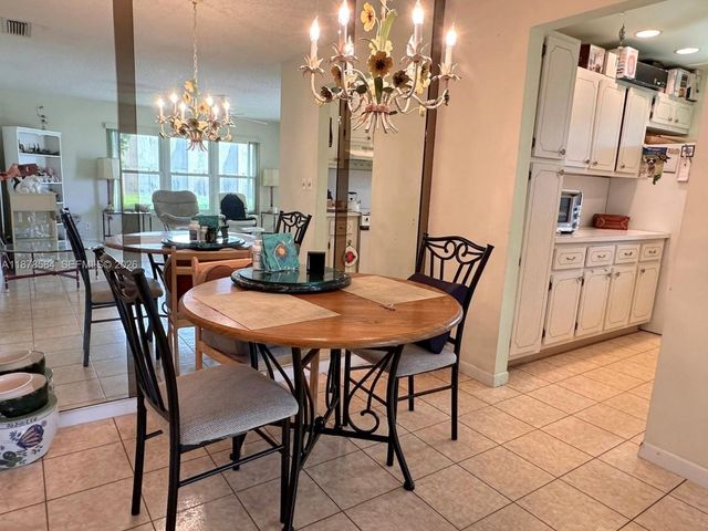 285 N High Point Boulevard A, Boynton Beach, FL 33435