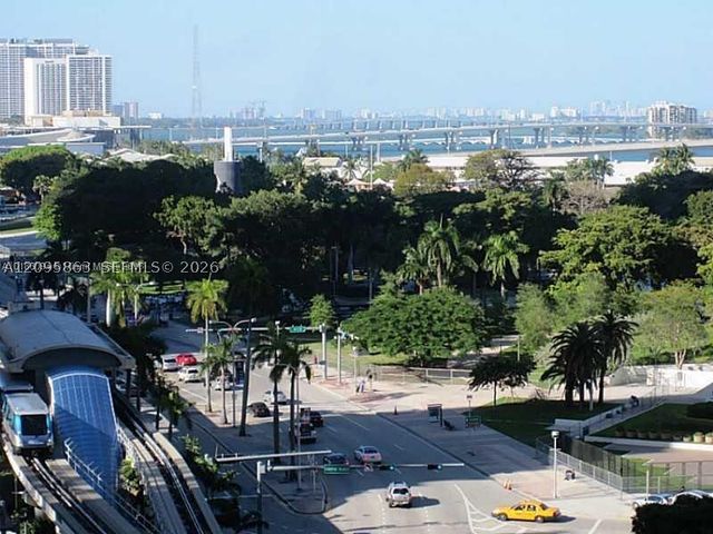 300 S Biscayne Blvd Loft 1034, Miami, FL 33131