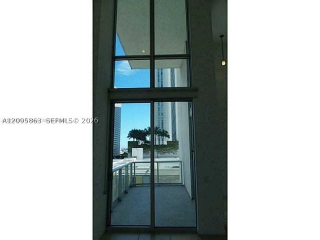 300 S Biscayne Blvd Loft 1034, Miami, FL 33131