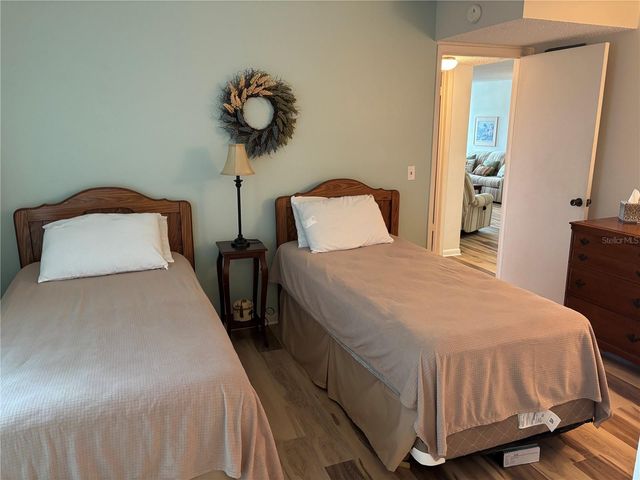 4910 38TH WAY S 411, St Petersburg, FL 33711