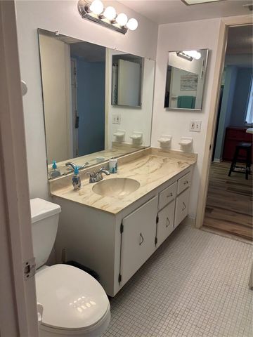 4910 38TH WAY S 411, St Petersburg, FL 33711