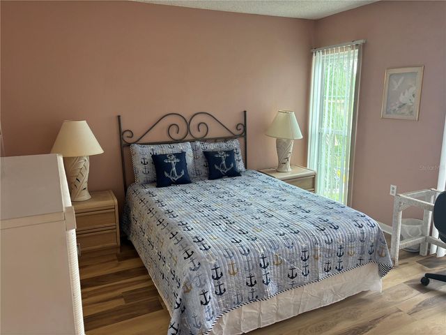 4910 38TH WAY S 411, St Petersburg, FL 33711