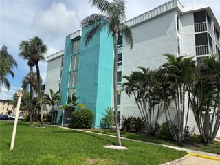4910 38TH WAY S 411, St Petersburg, FL 33711