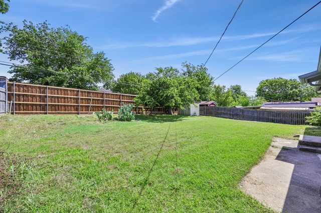 7940 Chaparral Drive, White Settlement, TX 76108
