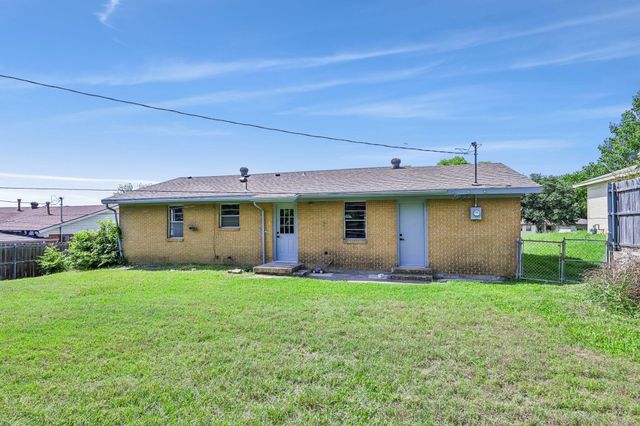 7940 Chaparral Drive, White Settlement, TX 76108