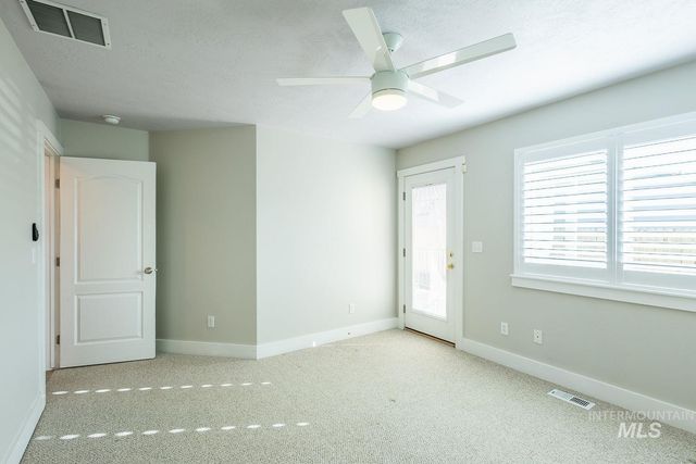 823 Royal St, Caldwell, ID 83605