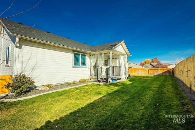 823 Royal St, Caldwell, ID 83605