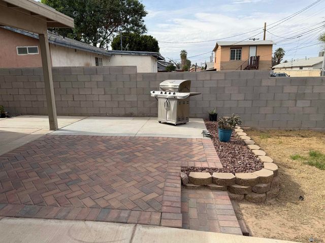 816 W 1 St, Yuma, AZ 85365