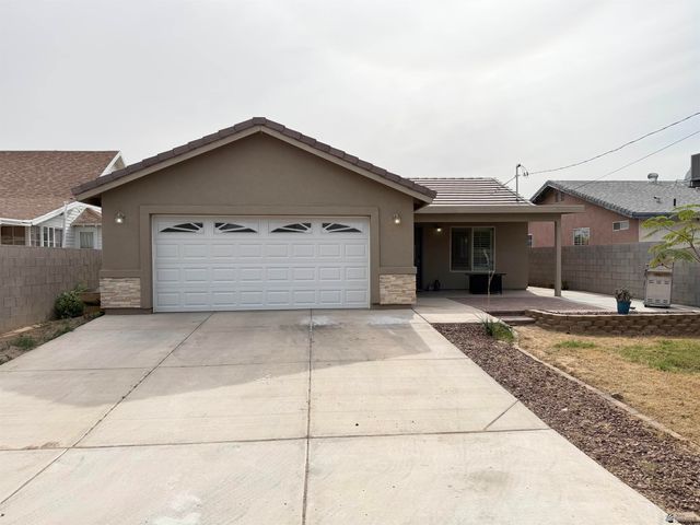 816 W 1 St, Yuma, AZ 85365