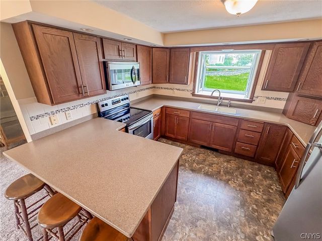 5107 West Lake Road, Fleming, NY 13021