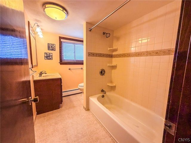 5107 West Lake Road, Fleming, NY 13021