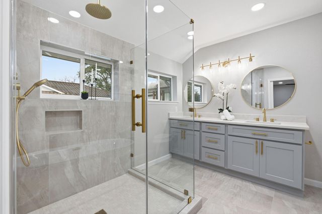 4610 Creekbend Drive, Houston, TX 77035