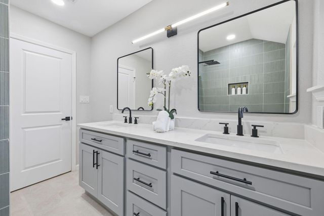 4610 Creekbend Drive, Houston, TX 77035