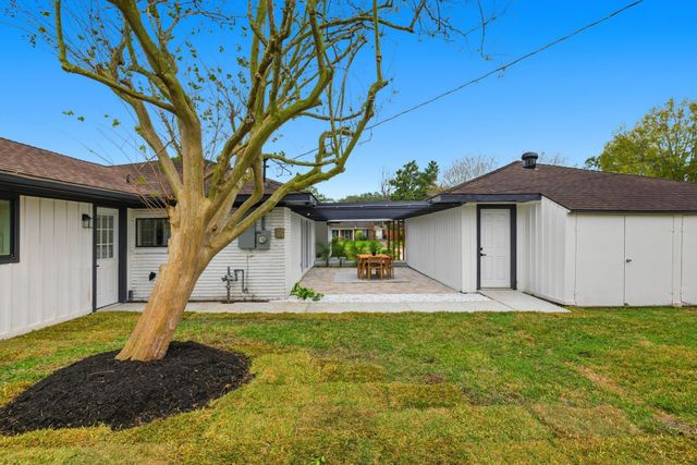 4610 Creekbend Drive, Houston, TX 77035