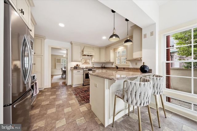 209 ROCKWELL TER, Frederick, MD 21701