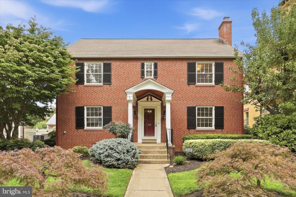 209 ROCKWELL TER, Frederick, MD 21701