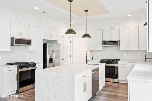 10 Etty Court, Manchester, NJ 08759