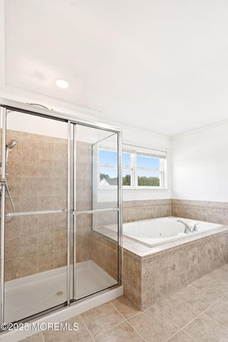 10 Etty Court, Manchester, NJ 08759