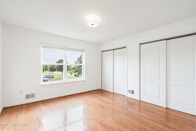 10 Etty Court, Manchester, NJ 08759