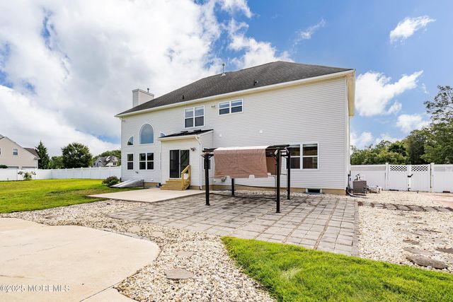 10 Etty Court, Manchester, NJ 08759