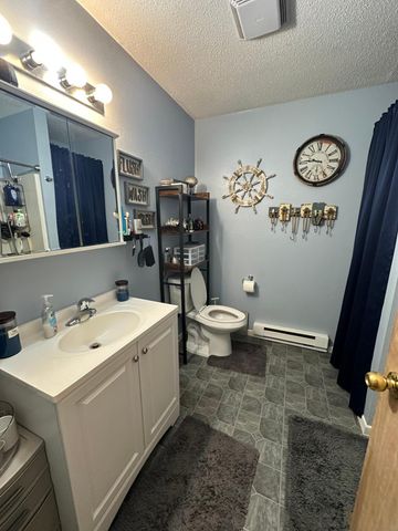 1038 College Street N, Fargo, ND 58102