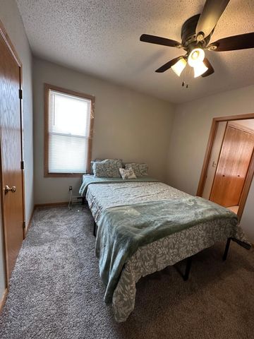 1038 College Street N, Fargo, ND 58102