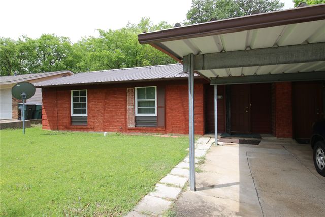 2110 N Duchess Drive, Sherman, TX 75090