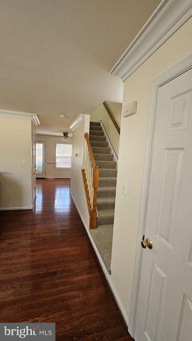 201 EASTSIDE LN, Winchester, VA 22602