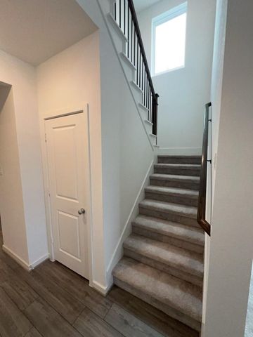 9719 Lucky Knot Lane, Cypress, TX 77433