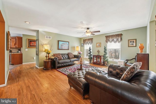 19 FARMER CT, Albrightsville, PA 18210