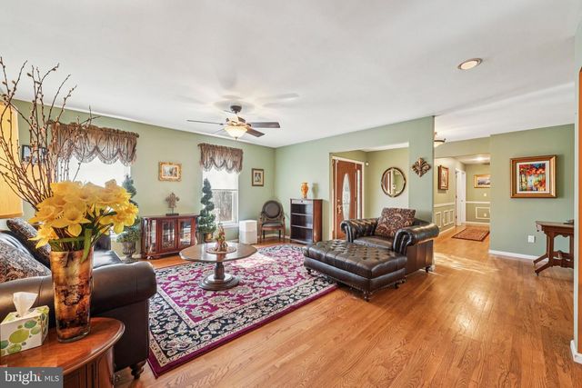 19 FARMER CT, Albrightsville, PA 18210