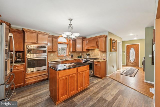 19 FARMER CT, Albrightsville, PA 18210