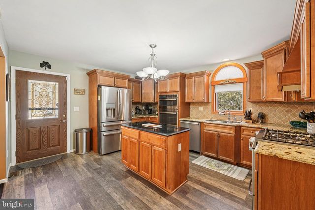 19 FARMER CT, Albrightsville, PA 18210