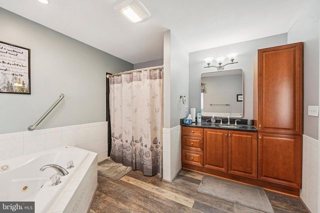 19 FARMER CT, Albrightsville, PA 18210