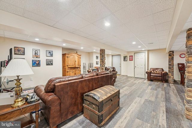 19 FARMER CT, Albrightsville, PA 18210