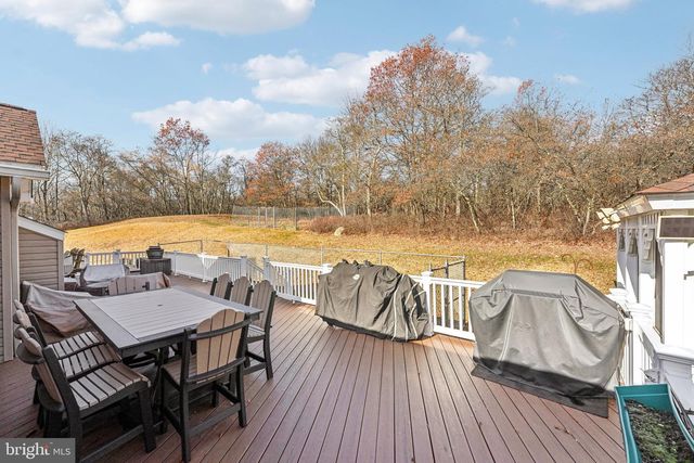 19 FARMER CT, Albrightsville, PA 18210