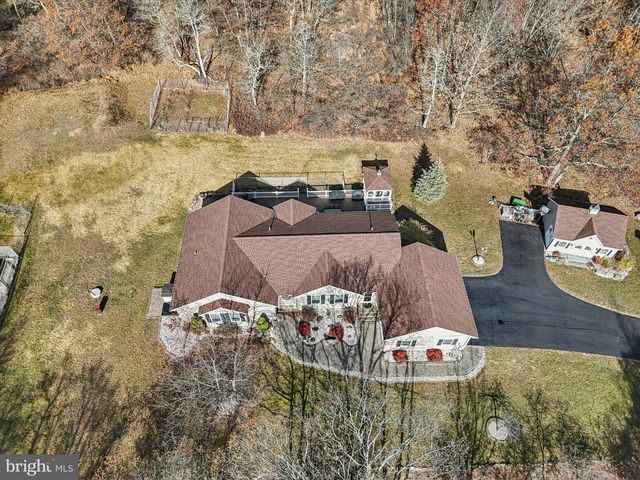 19 FARMER CT, Albrightsville, PA 18210