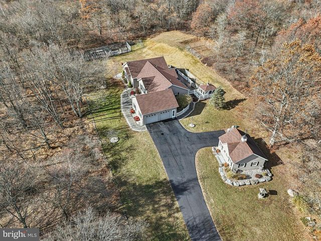 19 FARMER CT, Albrightsville, PA 18210