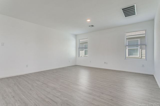 12835 Chinali Springs, St Hedwig, TX 78152