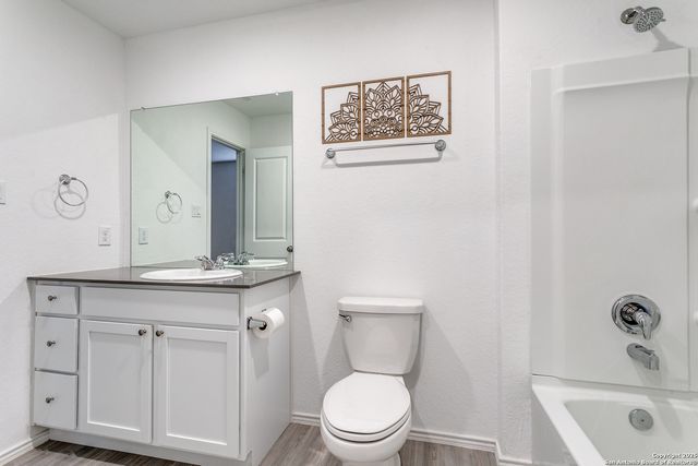 12835 Chinali Springs, St Hedwig, TX 78152