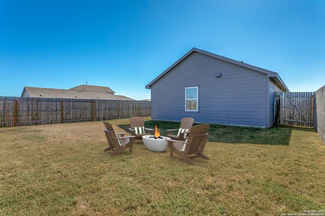12835 Chinali Springs, St Hedwig, TX 78152