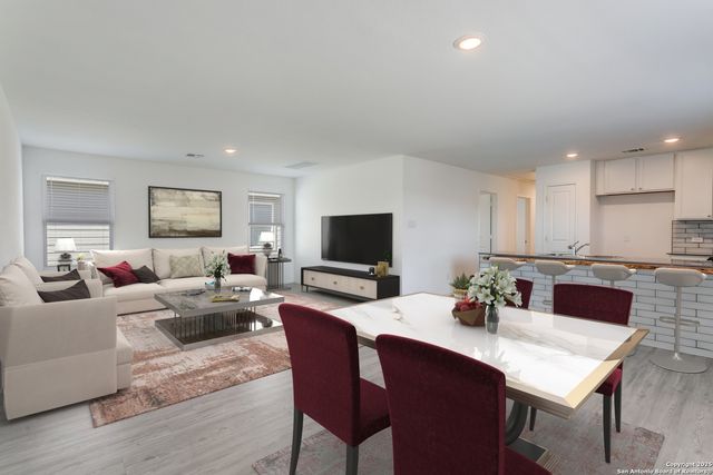 12835 Chinali Springs, St Hedwig, TX 78152