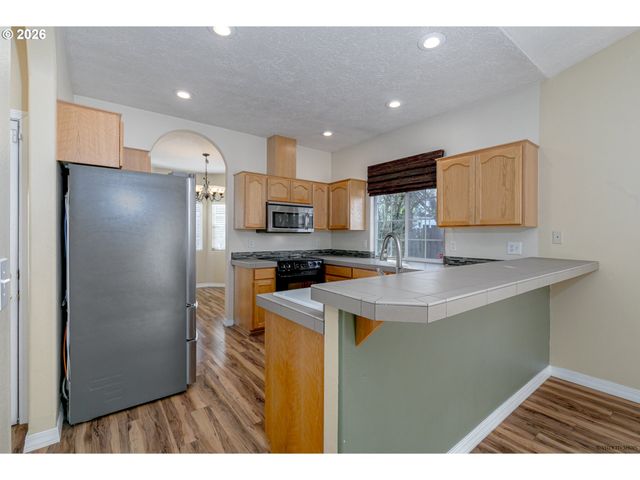 21315 ROSE Ln, Fairview, OR 97024