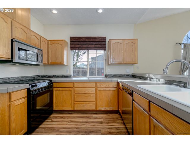 21315 ROSE Ln, Fairview, OR 97024