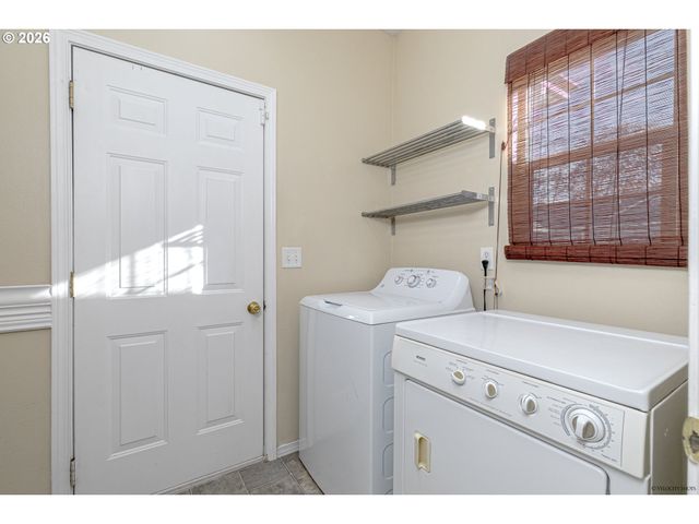 21315 ROSE Ln, Fairview, OR 97024