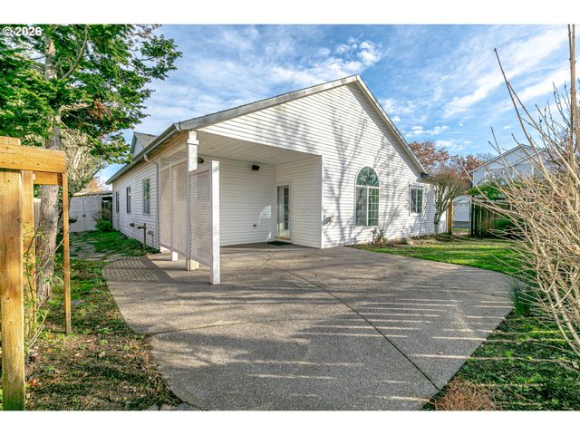 21315 ROSE Ln, Fairview, OR 97024