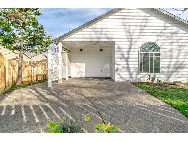 21315 ROSE Ln, Fairview, OR 97024